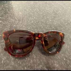 Tortoise sunnies